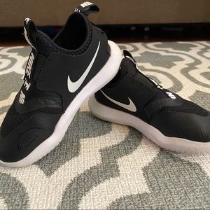 NIKE Toddler Flex Runner